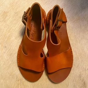 Punto Pigro San 21 Made in Italy Sandals (Size 37)